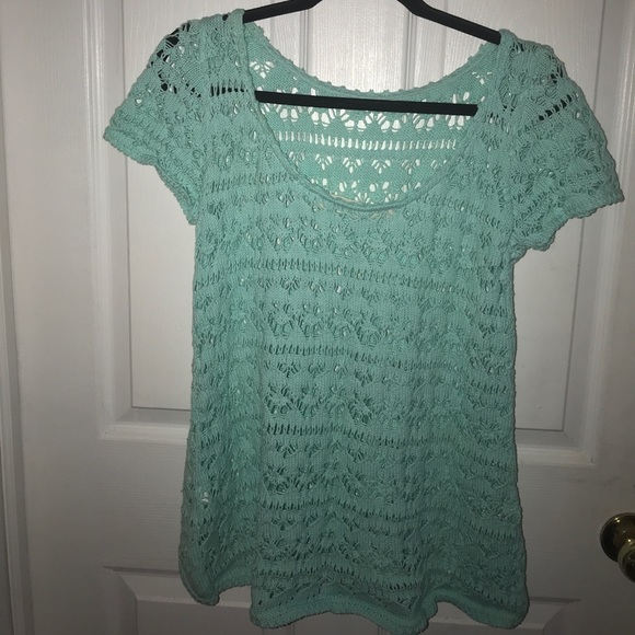 Mint green knitted t-shirt. Crew neck deep back - Picture 2 of 4